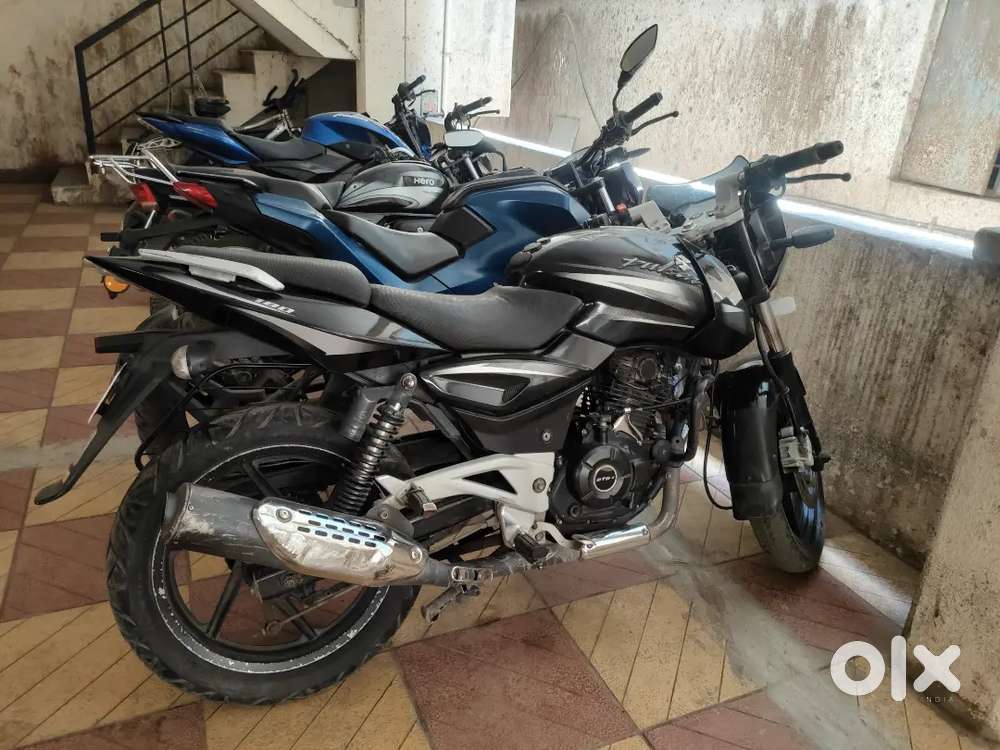 Pulser 180  fully condition