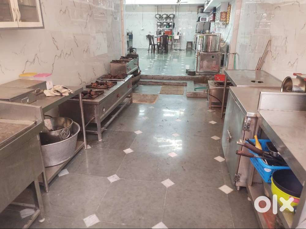 Party & Event Food Catering – Fully-Equipped Kitchen Ready for Orders!