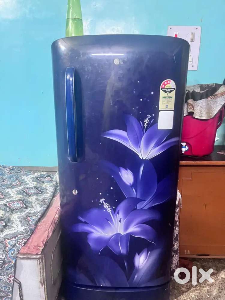 LG fridge 215lt