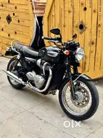 Triumph bonneville t100 for sale in excellent condition