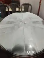 Supreme Furniture Oval shape 6 seater plastic Dining table &  4 chair
