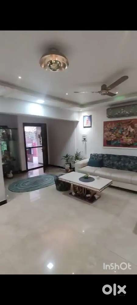 Premium 4 BHK Row House in Nerul East  East-Facing, Dual Parking 6cr
