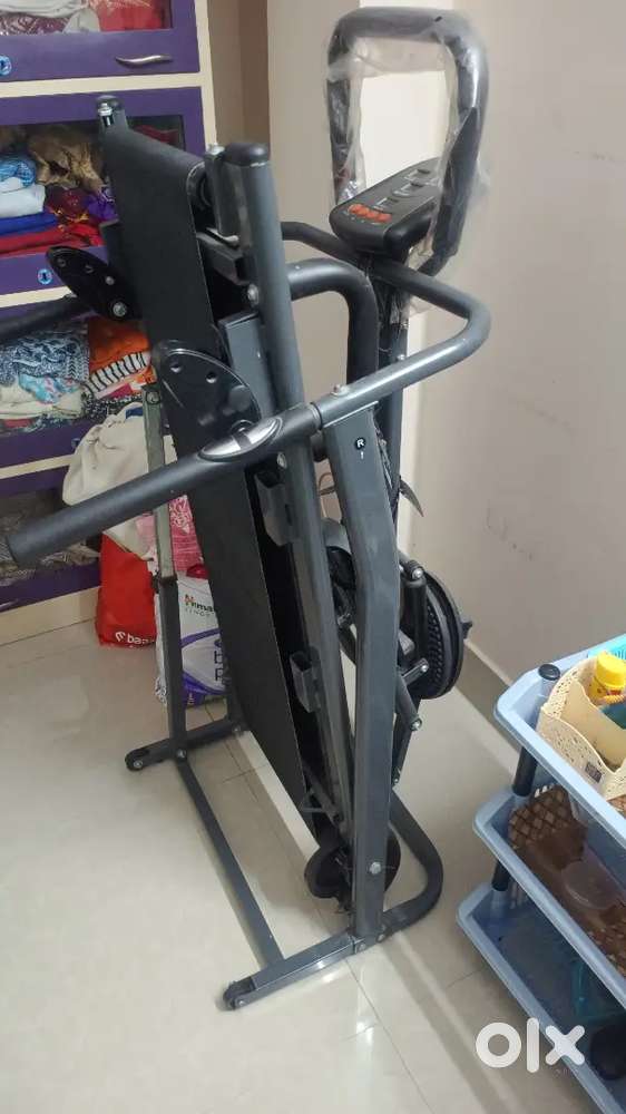 Treadmill (RPM Fitness)