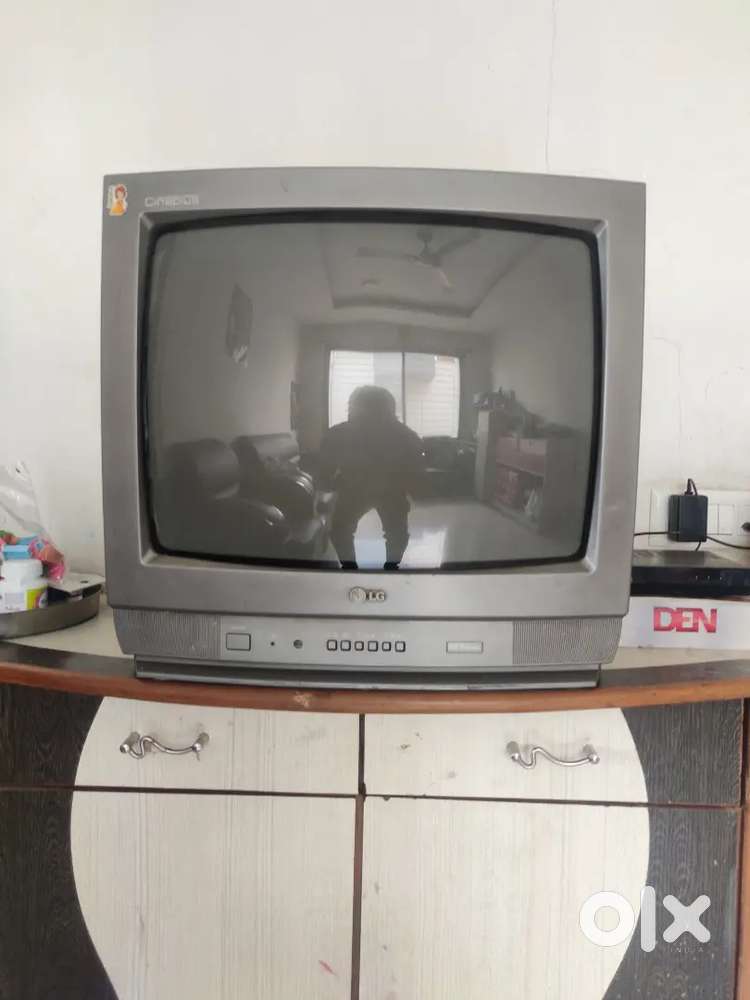 LG TV FOR SALE