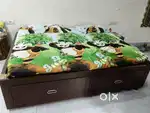 Queen size bed deco polish excellent condition