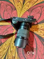 Sony 6400 mirrorless lens 18-135