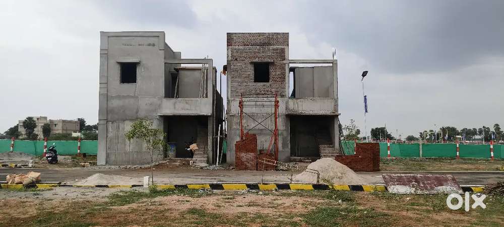 வீடு விற்பனைக்கு - 28 லட்சம் - ஏர்போர்ட் நகர் அருகில்