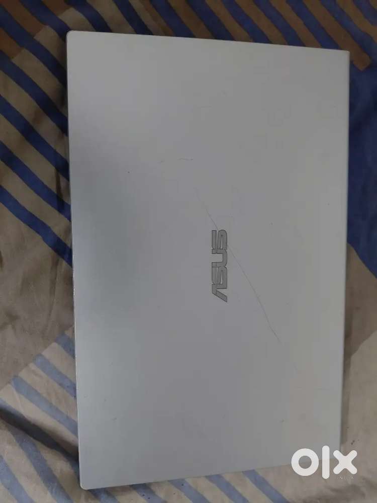 Asus i3 laptop 15000