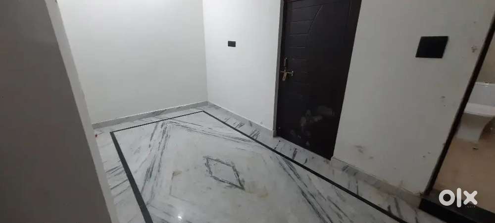 2 BHK AVAILABLE FOR RENT
