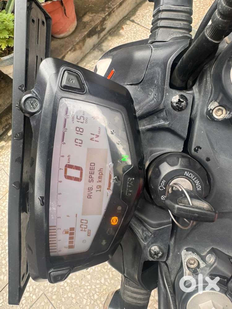 tvs apache 200 4v in top notch condition