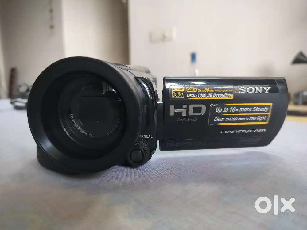 Sony Handycam HDR-XR500E - 120GB HDD  Full HD 1080p  G-Lens