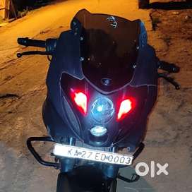 Pulser 220