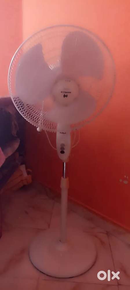 Havells standing fan and Air cooler good condition