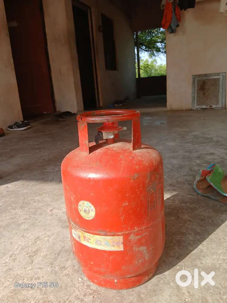 Gas cylinder