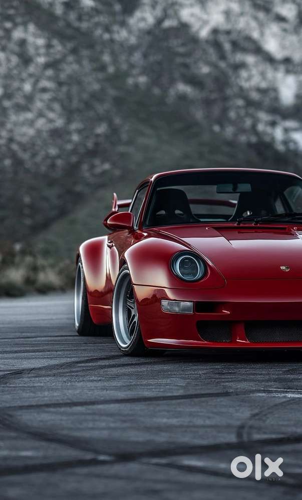 A worker is needed at a car accesories shop