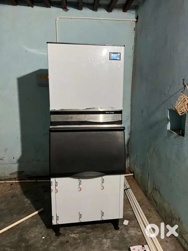 ICE CUBE MACHINE COMMERCIAL