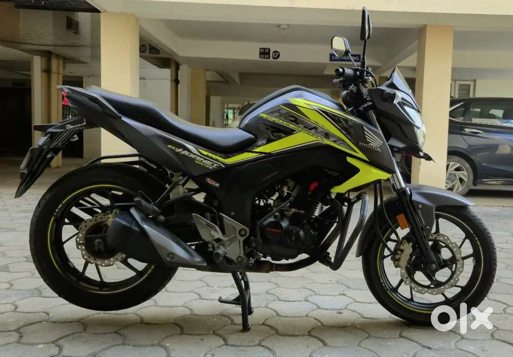 HONDA HORNET 160R