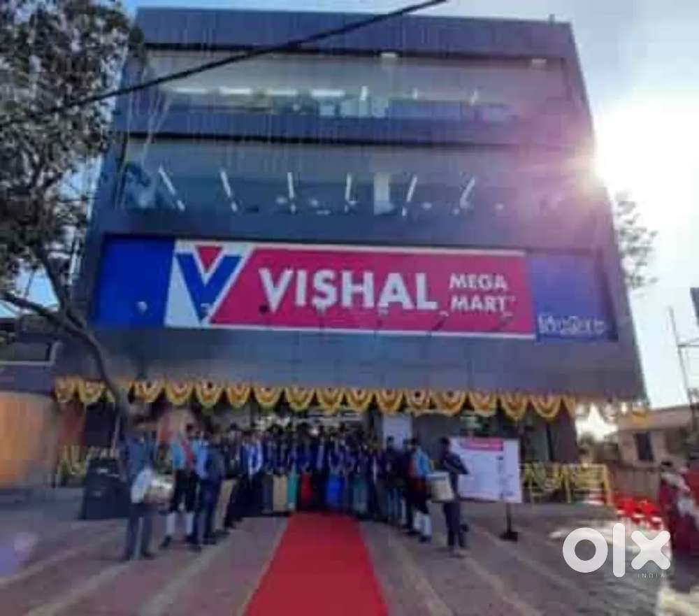 Job Available in Delhi NCR Vishal Mega Mart girls and boys apply