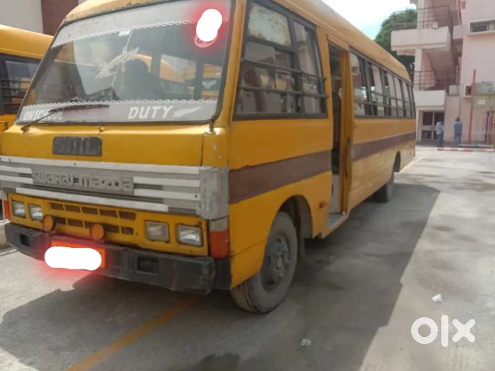 Bahut vadhai chaldi hai. Body saaf hai . 2 tax tute ne.