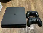 Ps4 Slim 1TB 2 Controllers 17 Games