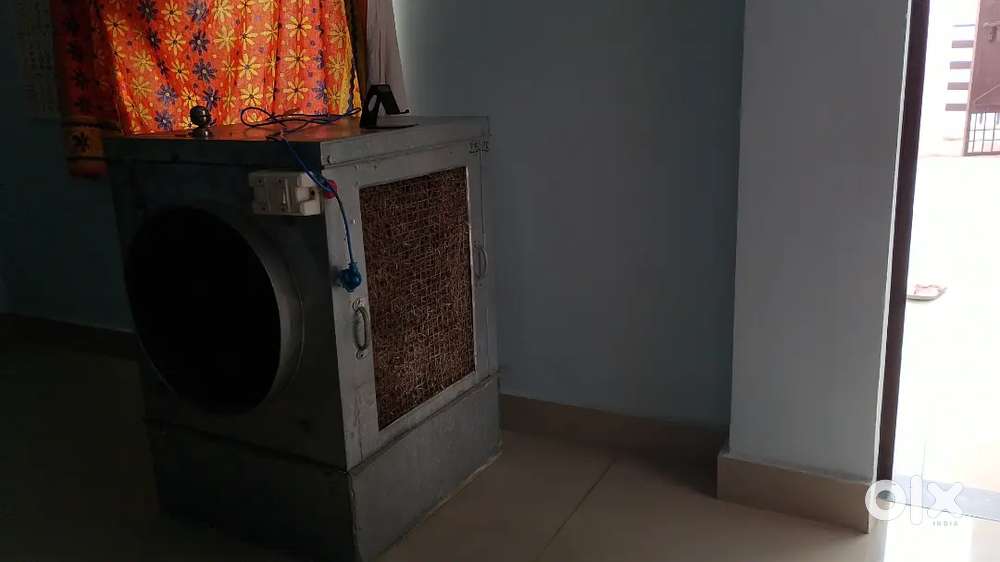 Room partner working is required for my 1 BHK flat nearby Sector 9