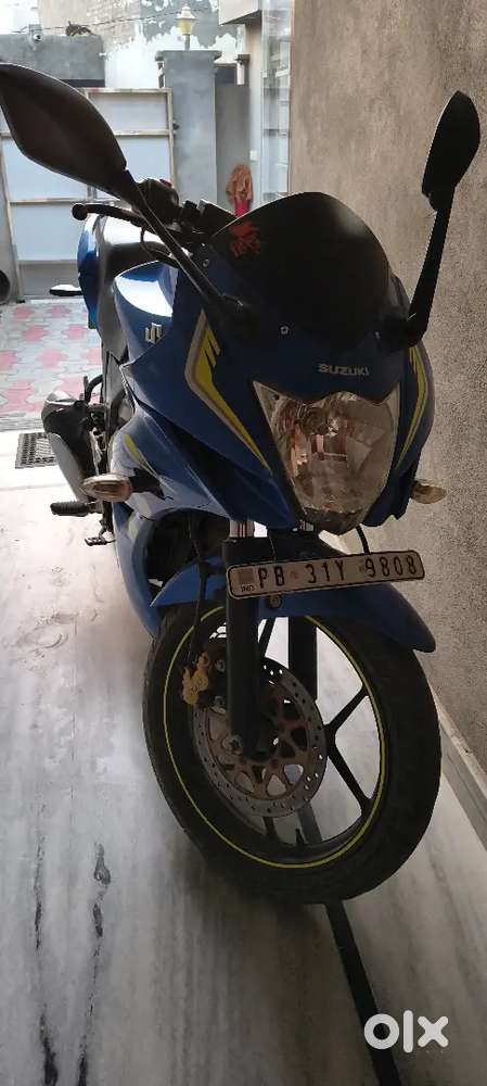 Suzuki gixxer