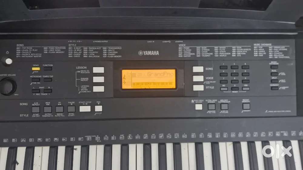 Yamaha psr E343