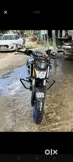 YAHAMA FZS V4 MINT CONDITION PRICE 110000