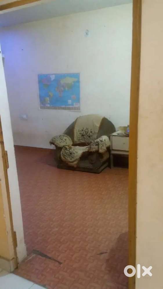 Best location for Rent in Aliganj