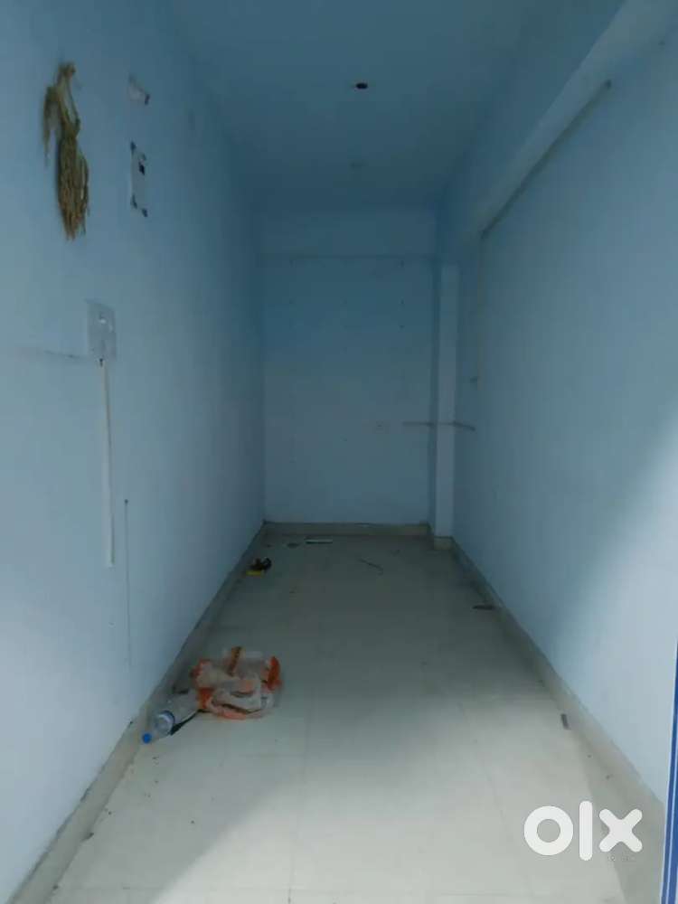 Shop for rent monthly rent 8500