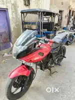 Pulsar 220