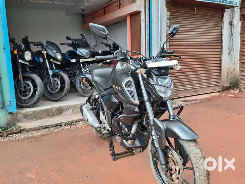 YAMAHA FZS 2022 ABS MODEL FULLY MINT CONDITION BIKE