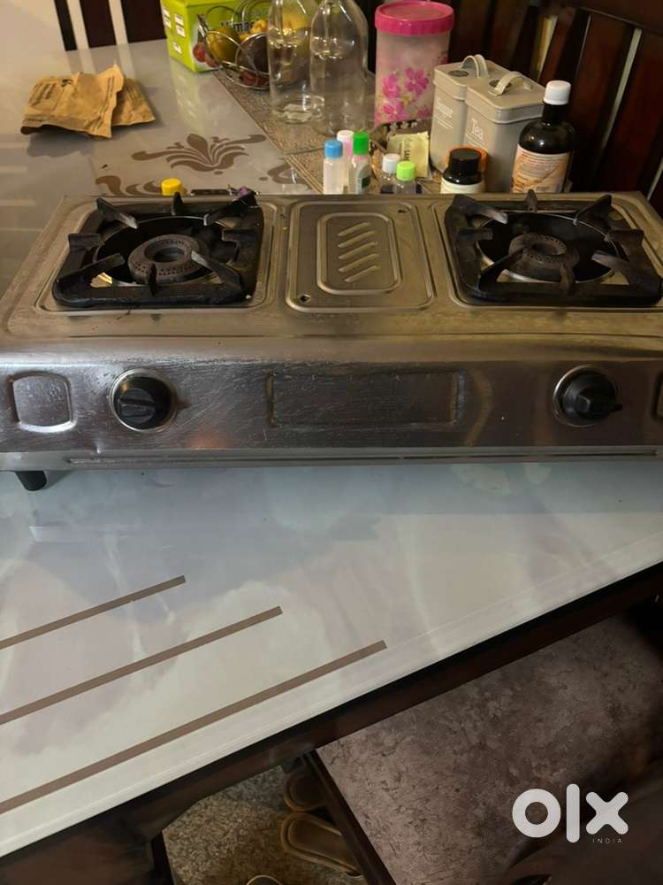 Gas stove in good condition