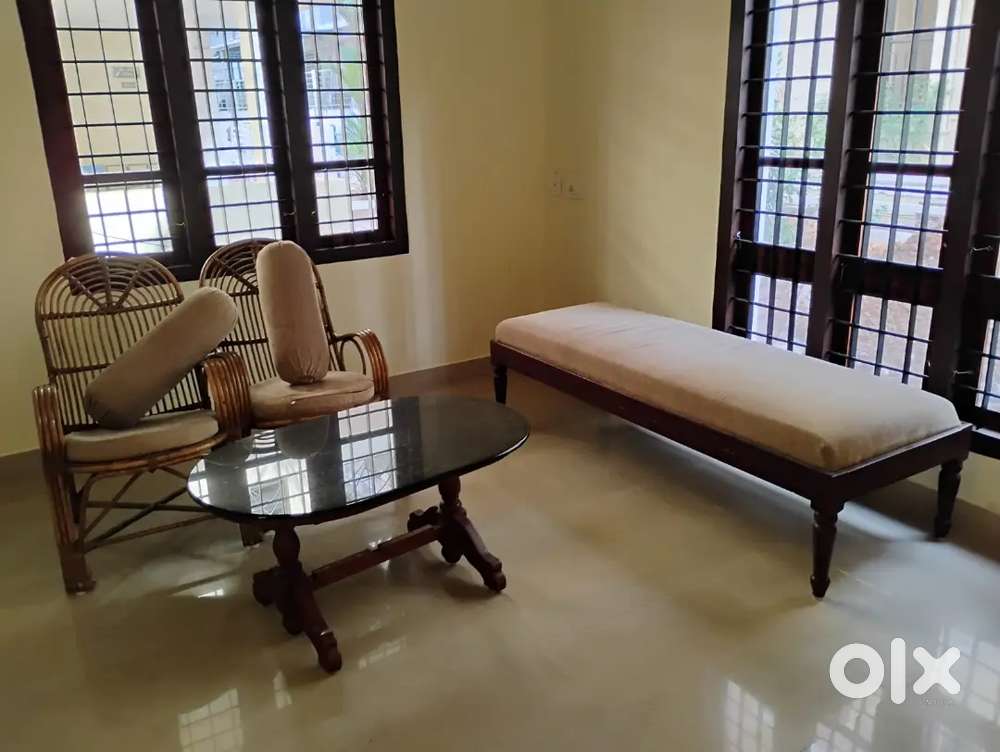 VILLA  FOR SALE THRISSUR  4 KM