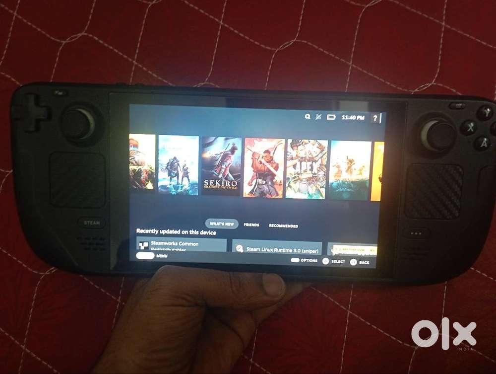 Valve streamdeck 1tb with case and charger