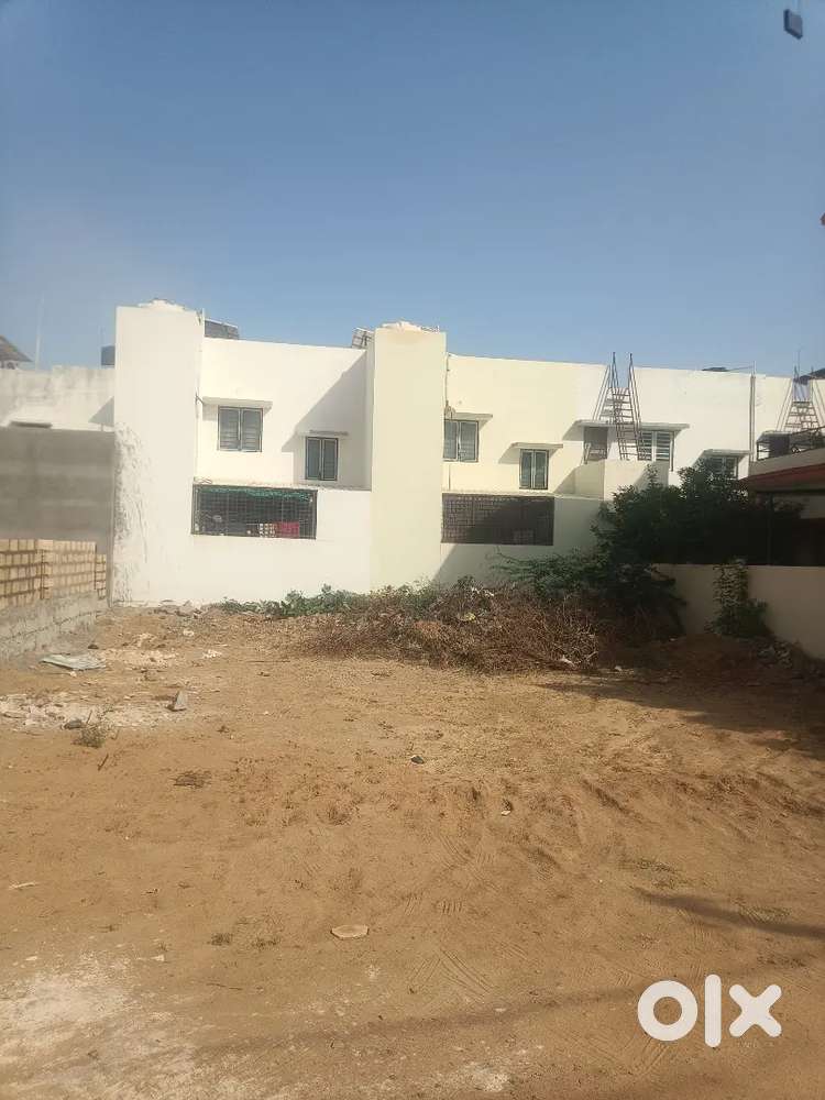 100 mtr Residential plot for sale near sidhivinayak temple Madhapar