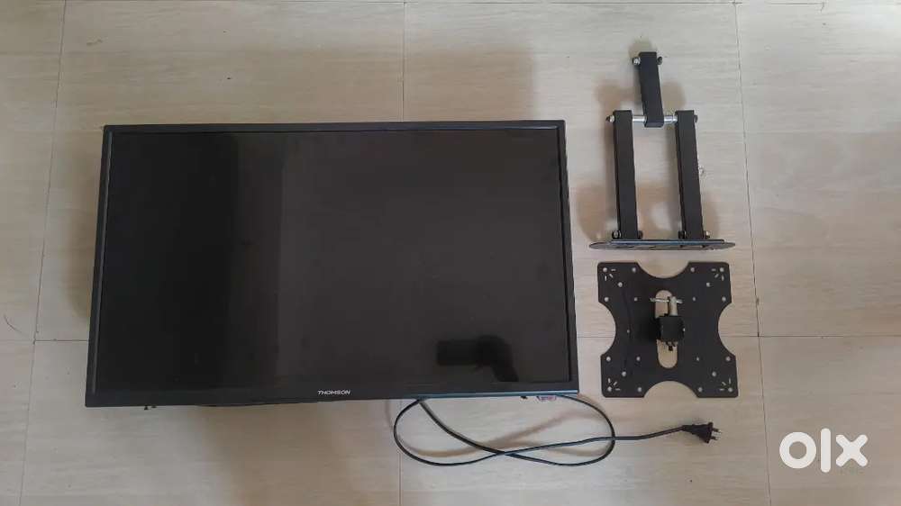 Thomson 32 (80cm) Android Smart LED TV