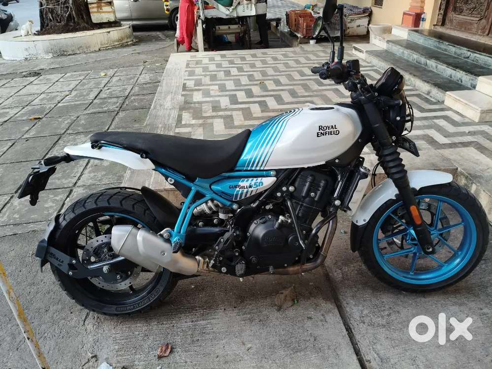 Royal Enfield Guerrilla 450 (April 2025 Model)