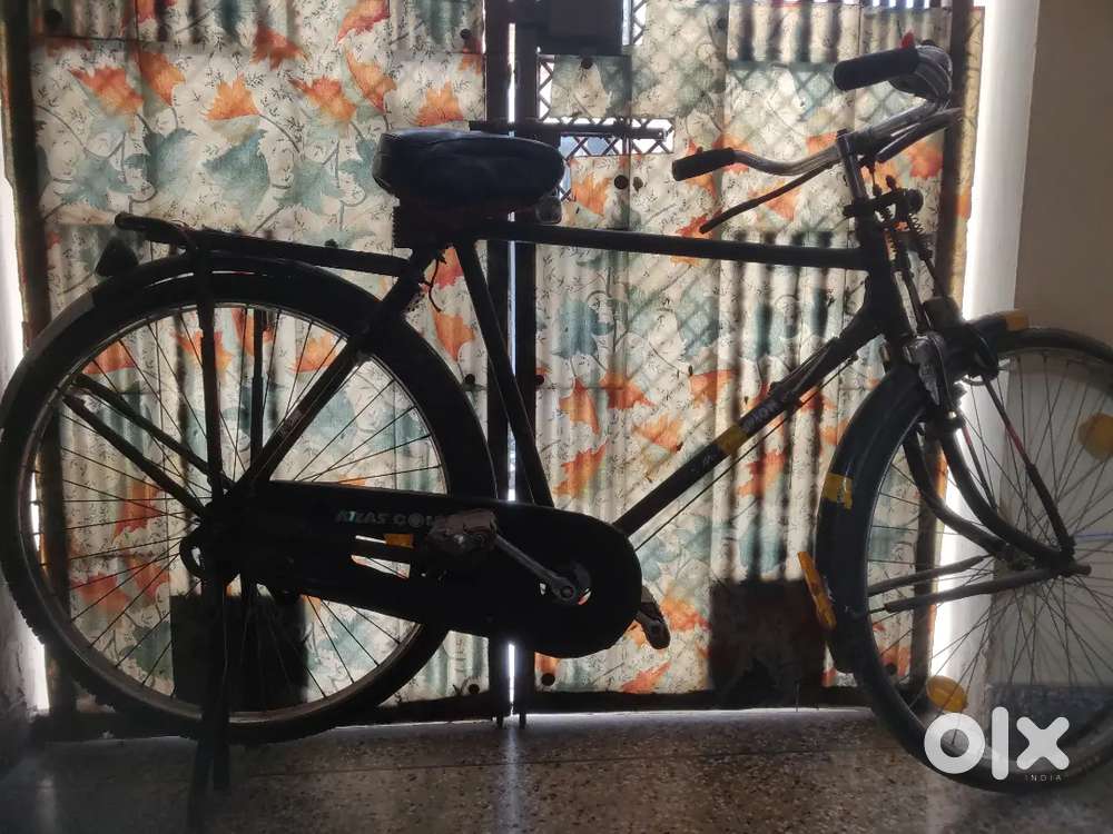 Bicycle with new tires, chain set & seat cover