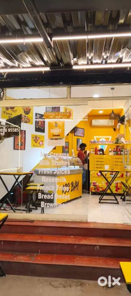For Sale Juice shop with ice cream parlour