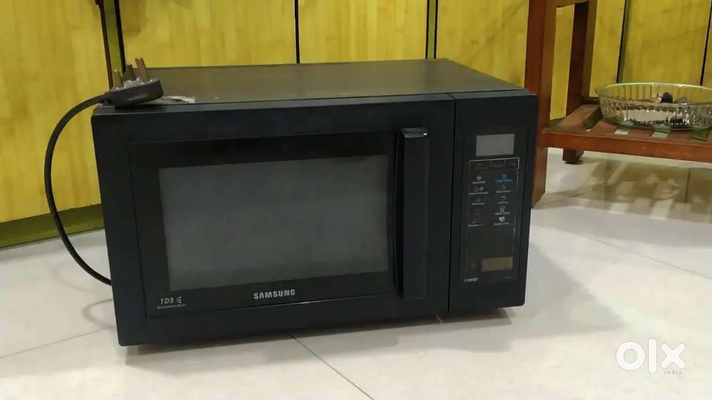 Samsung 28 L Convection Microwave Oven (CE104VD-B/XTL, Black)