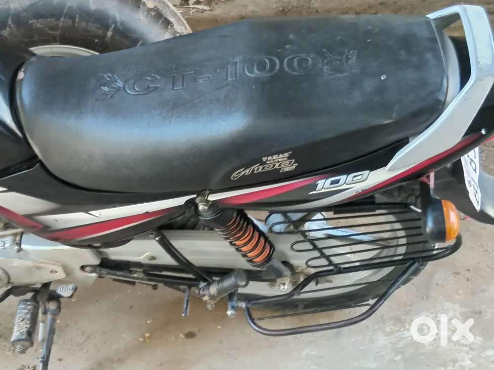 CT 100 motor cycle