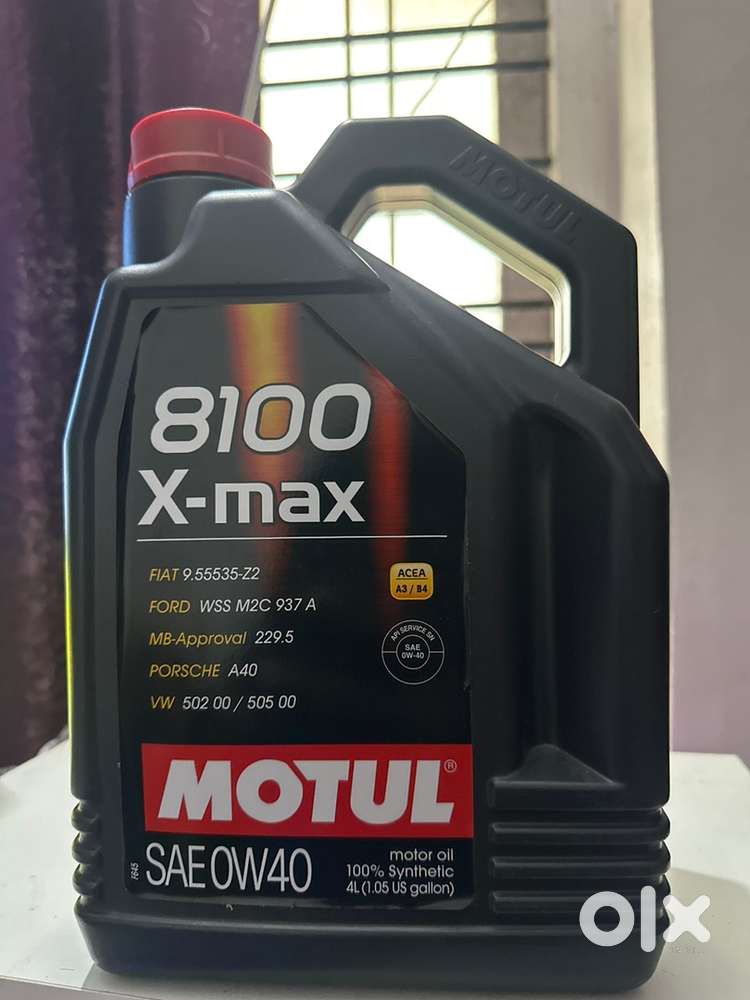 Motul 8100 X-max SAE 0W40