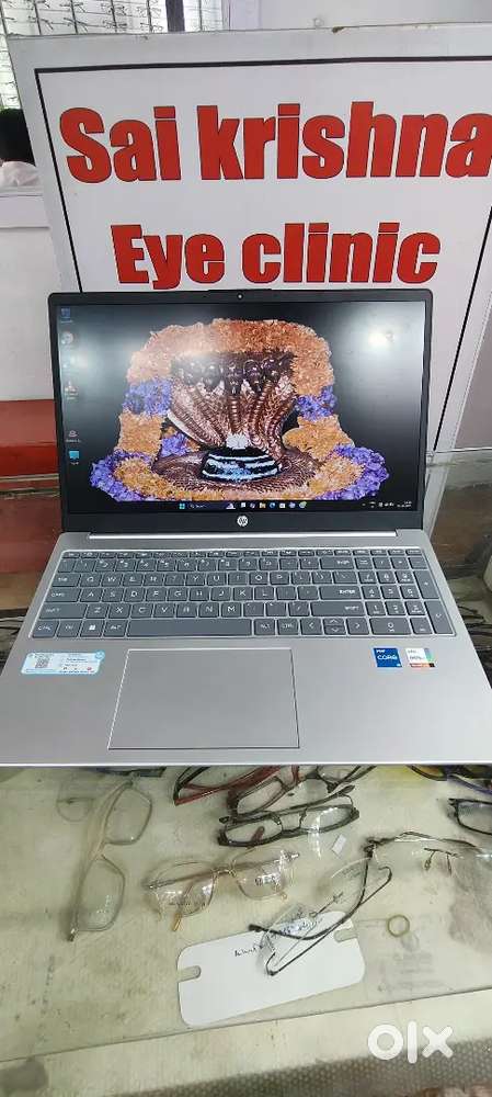 Hp laptop i5 13th gen 16 ram 512rom  5month only with ms office