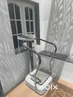  vibration platform machine used for exercise and massage. 