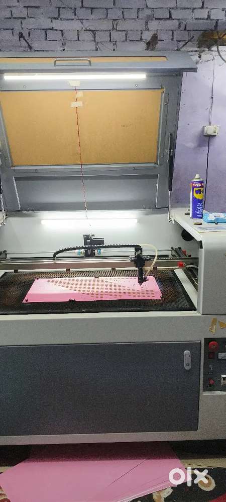 CO2 laser machine
