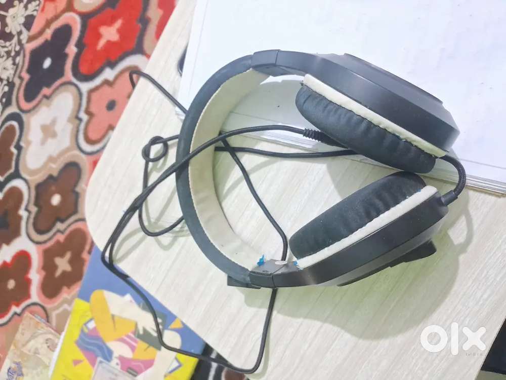 I am selling headphone