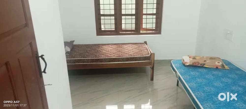 Near chempaka school, edavacode,sreekariyam.