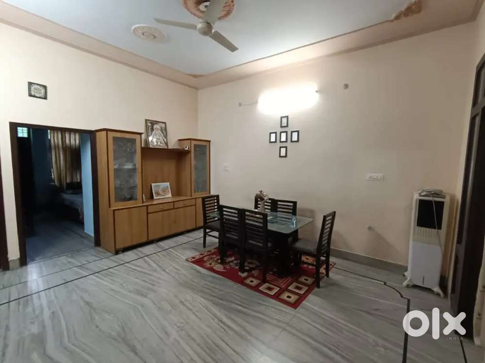 First floor and ground floor for rent