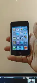 Apple iPod Touch (3rd Generation) 16GB